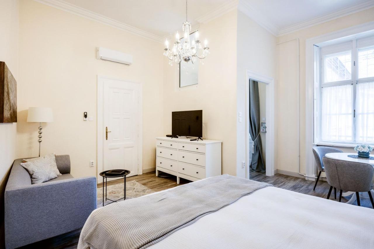 Andrassy 13 Center Apartment Budapest Exterior photo